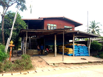 Houses for sale Phichai Uttaradit : HOME 102 Sq.w. Phichai Uttaradit for 195,000