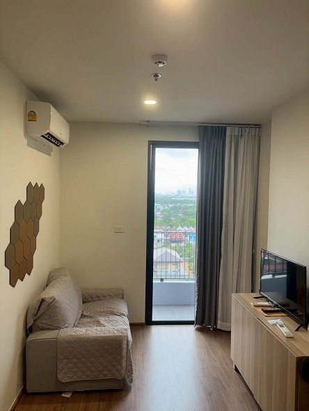 picture **For Rent | The Livin Phetkasem — 1-Bedroom Condo with BTS/MRT Train View** - 3/15