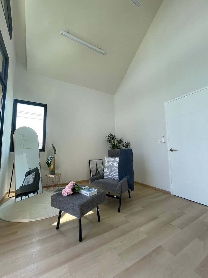 picture Spacious Nordic-Style 2-Story House for Sale | Soi Sam Phran 12, Nakhon Pathom - 17/24