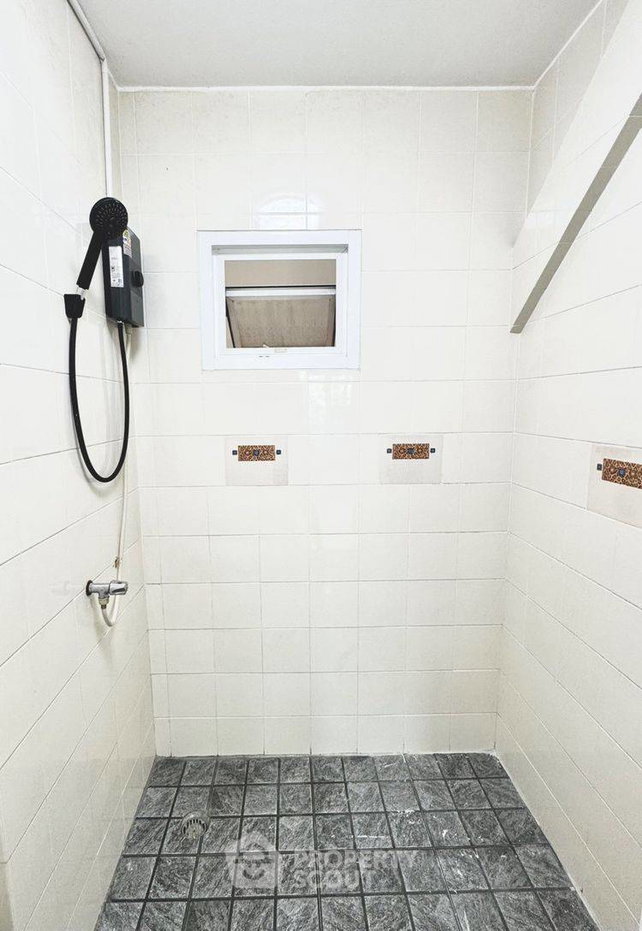 รูป บ้าน 6-ห้องนอน ใน ปากเกร็ด (ID 3359227) - รูปที่ 8/10