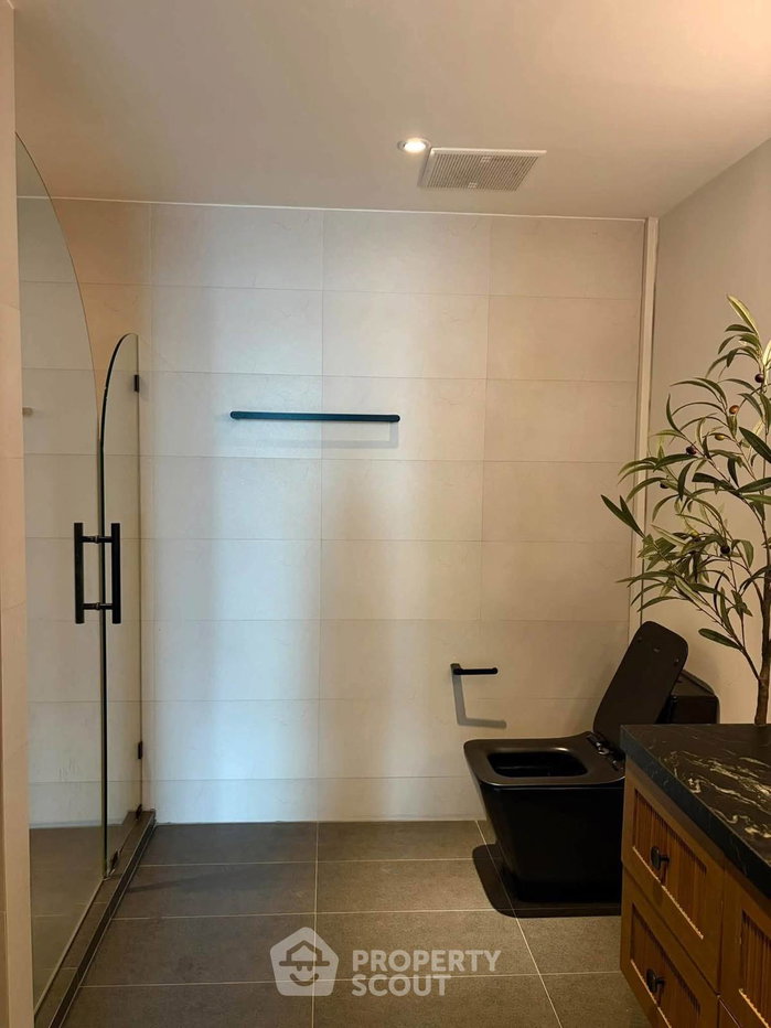 picture Pet-Friendly 18th-Floor 2-BR At Eight Thonglor Residence Condominium Near BTS Thong Lor (ID 3360816) - 15/15