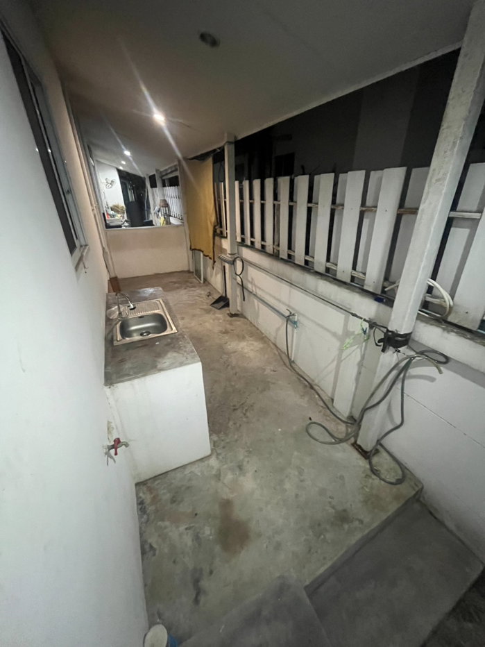 รูป ขายด่วนบ้านแฝด ใกล้อมตะเฟส8,9,10 - รูปที่ 5/7