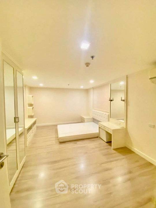 รูป 2 ห้องนอน ขนาด 180 ตร.ม. The Emporio Place ใกล้ BTS พร้อมพงษ์ (ID 3361839) - รูปที่ 4/9