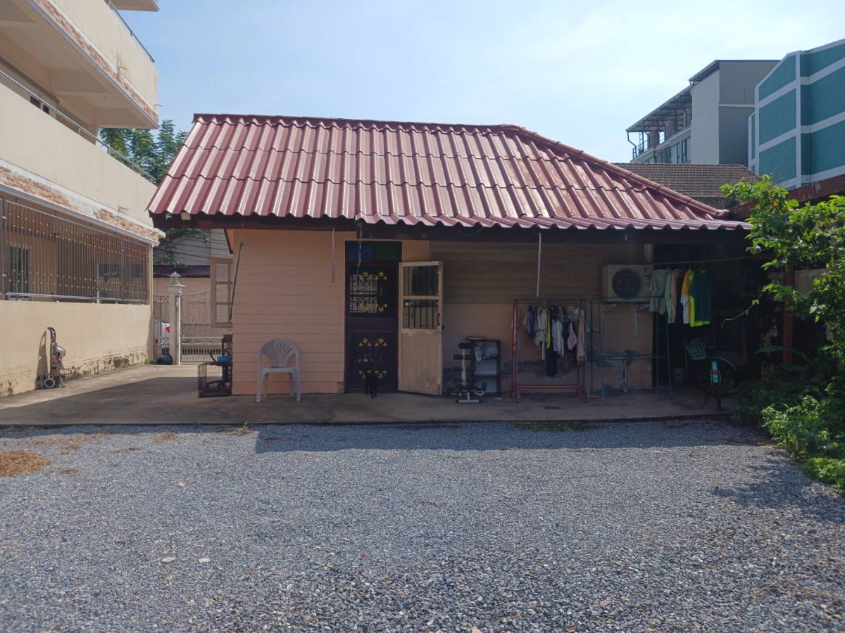 picture Detached house for rent near Kasetsart University, Bang Khen. - 3/18