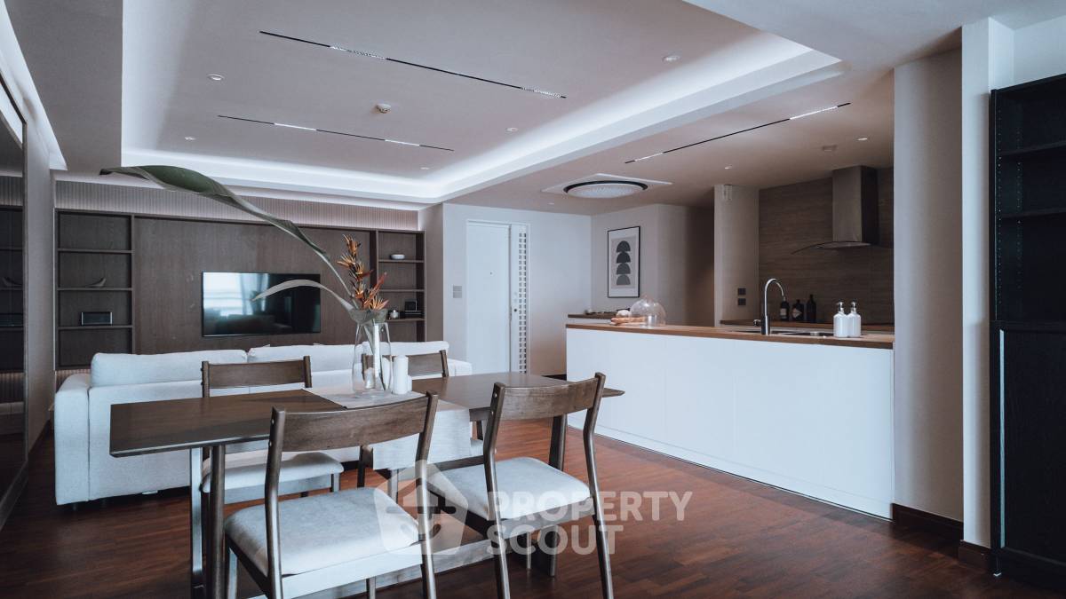 picture 2-BR Condo at Supreme Elegance Condominium in Thung Maha Mek (ID 1540015) - 41/43