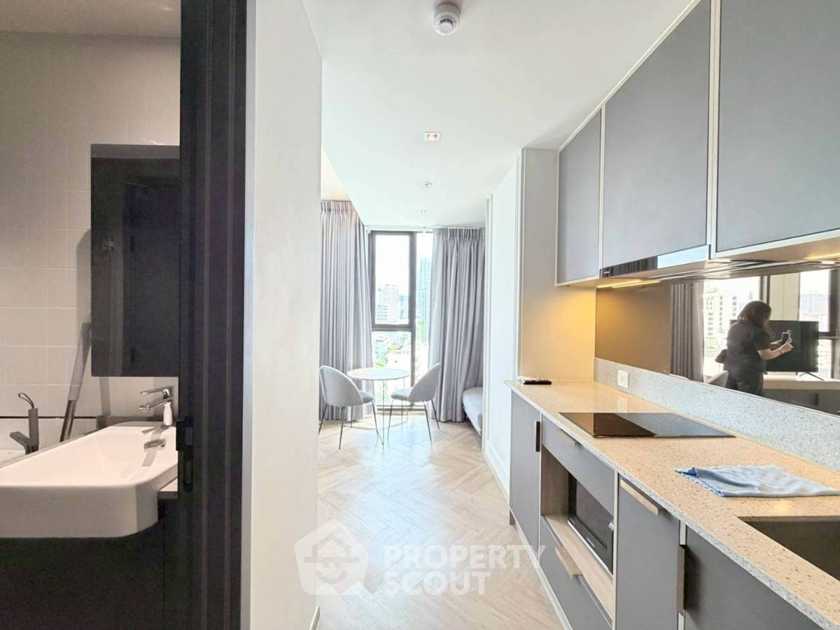 picture 1-BR Condo At Chapter Chula-Samyan Near MRT Sam Yan (ID 2416636) - 11/11