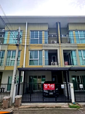 Townhouses for sale Bangkok : 🏡 FOR SALE – 3-Storey Townhome Blessing Town Soi Ramintra 127