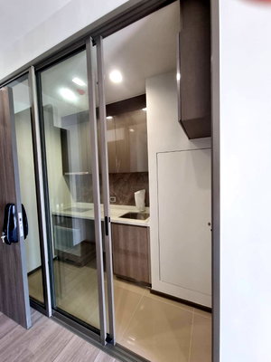 Condos for sale : 1-bedroom, 1-bathroom condo (36.05 sq.m.) on the 12th floor for sale at Rhythm Charoenkrung Pavilion, near BTS Saphan Taksin (ID:330990)