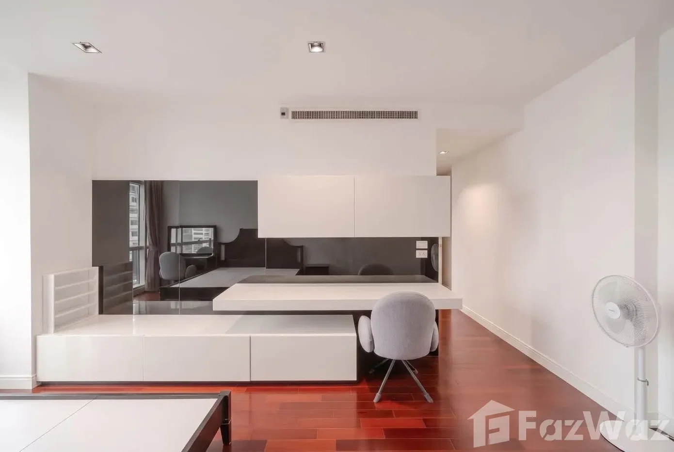 picture 2 Bedrooms 6830047 - 13/17