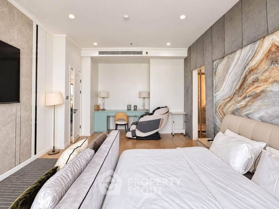 รูป 4 ห้องนอน ชั้น 34 พื้นที่ 355 ตร.ม. Supalai Oriental Sukhumvit 39 MRT เพชรบุรี (ID 3362556) - รูปที่ 13/20