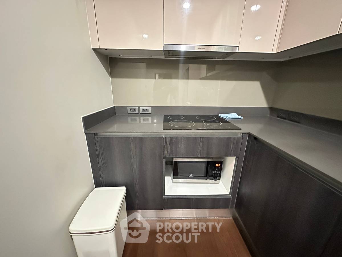 รูป คอนโด 2 ห้องนอน The Hudson Sathorn 7 ใกล้ BTS ช่องนนทรี (ID 387504) - รูปที่ 12/18
