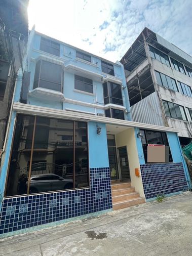 ขายโฮมออฟฟิศ 1 ห้องนอน 400 ตร.ม. 33 ตร.ว. เขตบางกะปิ