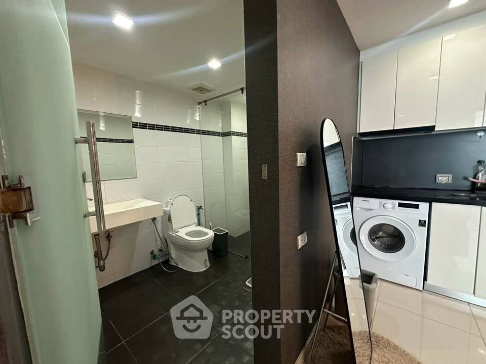 picture 1-BR Condo at Park Royal 3 Condominium close to Phratamnak (ID 3362477) - 11/29