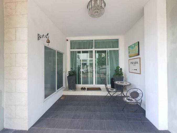 3-bed townhouse for sale, 134 sqm, 16 sq wah, Thanapat Haus Sathorn - Narathiwas