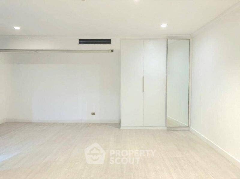 รูป คอนโด 3-ห้องนอน ที่ ซิตี้เลค ทาวเวอร์ สุขุมวิท 16 คอนโดมิเนียม ใกล้ BTS อโศก (ID 2918190) - รูปที่ 7/8