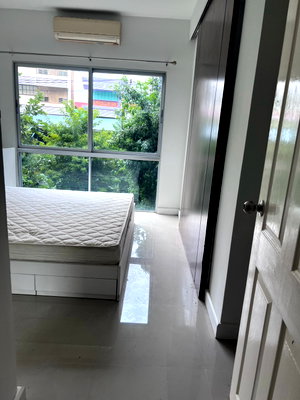 Condos for sale : **HOT PRICE** FOR SALES A SPACE SUKHUMVIT 77 