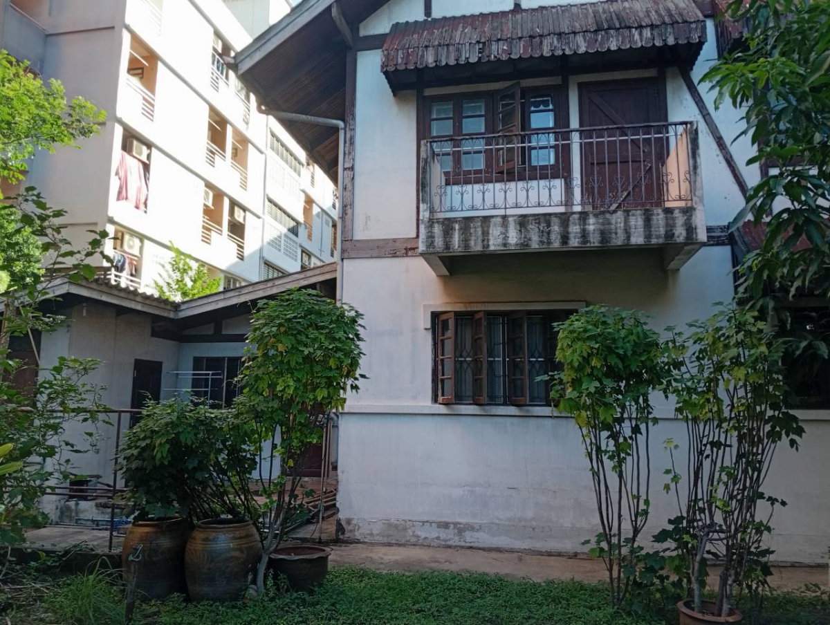รูป 98544 - ขายที่ดินพร้อมสิ่งปลูกสร้างพื้นที่ 245 ตร.ว. ทำเลทองฝั่งธนฯ ตรงข้าม เซ็นทรัล & โลตัส ปิ่นเกล้า ศักยภาพสูง เหมาะลงทุนทุกรูปแบบ! - รูปที่ 2/10
