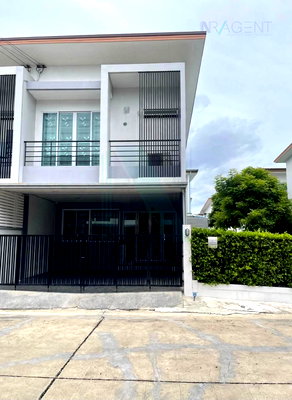 Townhouses for sale Bangkok : 📌 For Sell Town house THE MIRACLE PLUS PETCHKASEM 63 PHASE 2 2-story 3 bedroom 3 bathroom