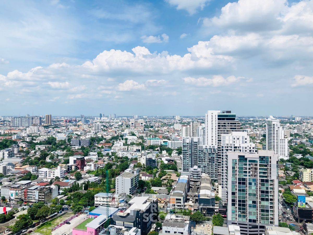 picture 32nd-Floor 2-BR At Park Origin Thonglor Near BTS Thong Lor (ID 3362599) - 11/15
