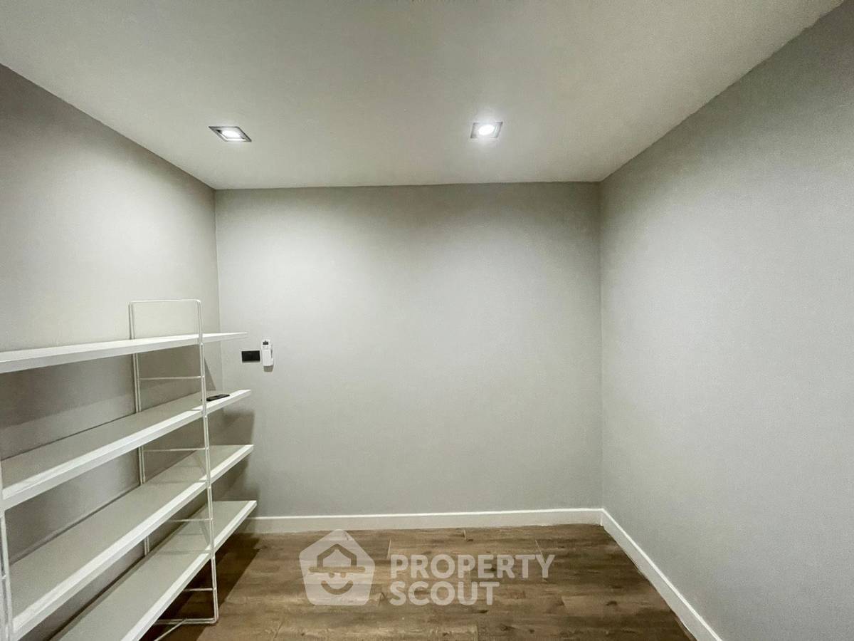 รูป คอนโด 5-ห้องนอน ที่ บ้าน สุขุมวิท ใกล้ BTS ทองหล่อ (ID 2093824) - รูปที่ 47/49