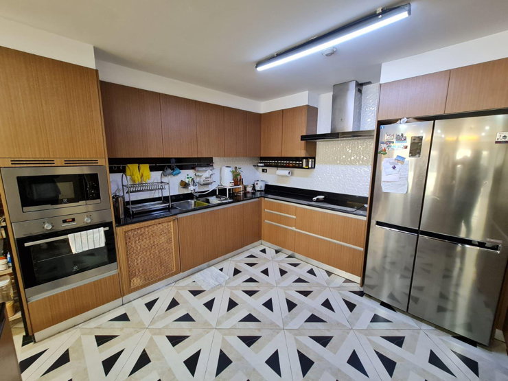 picture Spacious 3-Bedroom Condo 211 Sq.m. | Casa Viva Ekamai 12  - 6/30