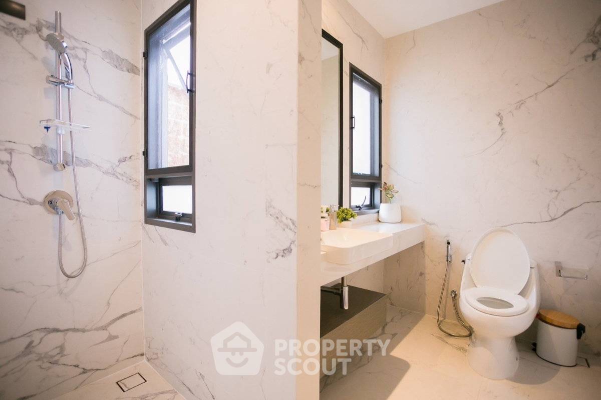 รูป บ้าน 3-ห้องนอน ที่ เดอะ เจนทริ เอกมัย-ลาดพร้าว ใน พลับพลา (ID 3363259) - รูปที่ 38/65