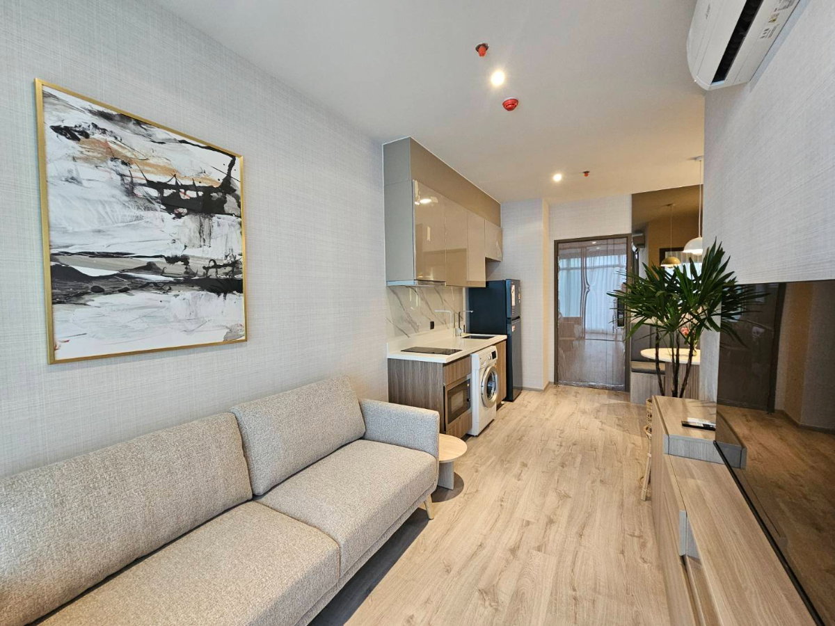 For Rent: Rhythm Ekkamai Estate Super Luxury Facilities, Close to BigC&Donki mall