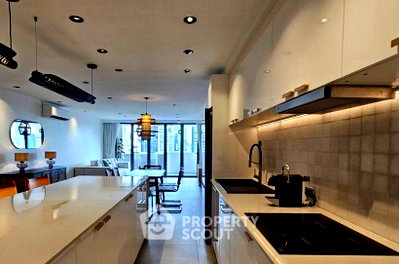 คอนโดให้เช่า : ห้อง 3 ห้องนอน ชั้น 20 D.S. Tower 2 Sukhumvit 39 Condominium ใกล้ MRT สุขุมวิท (ID 3361223)