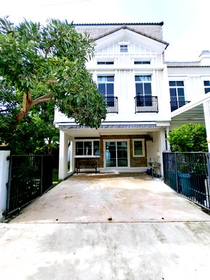 เช่าทาวน์โฮม เมกะ บางนา : 🏡✨ ให้เช่าทาวน์โฮม 3 ชั้น Indy 2 บางนา–รามคำแหง 2 | แปลงใหญ่ 40 ตร.ว. มีสวนข้างบ้าน