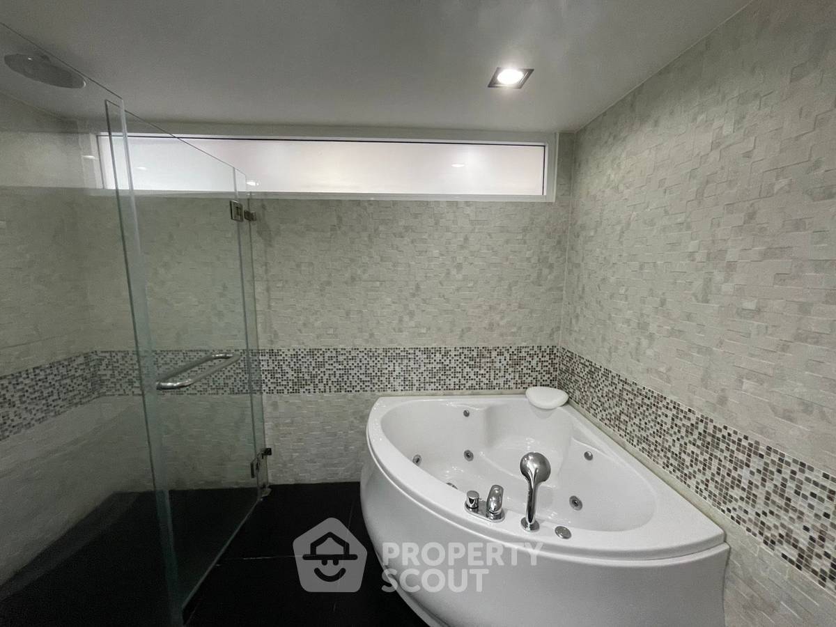 รูป คอนโด 5-ห้องนอน ที่ บ้าน สุขุมวิท ใกล้ BTS ทองหล่อ (ID 2093824) - รูปที่ 30/49