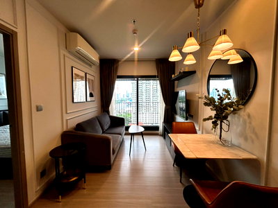 Condos for rent : PFD-09238 Condo for rent Life Asoke Hype : Beautiful Natural Light & A Relaxing Atmosphere.