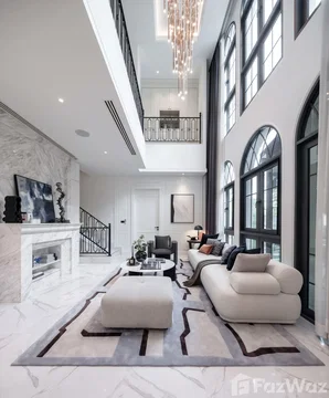 Ultra-Luxury 4-Storey Pool Villa in Ekkamai 22 (500 sqm) 6832048