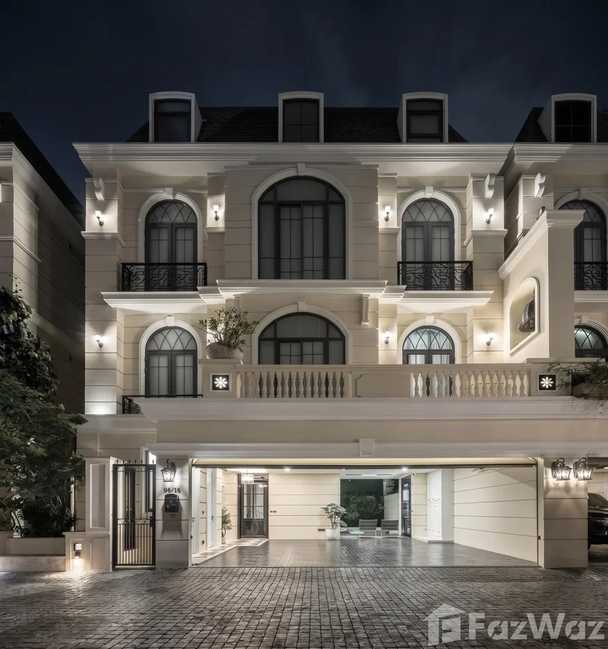 picture Ultra-Luxury 4-Storey Pool Villa in Ekkamai 22 (500 sqm) 6832048 - 19/22