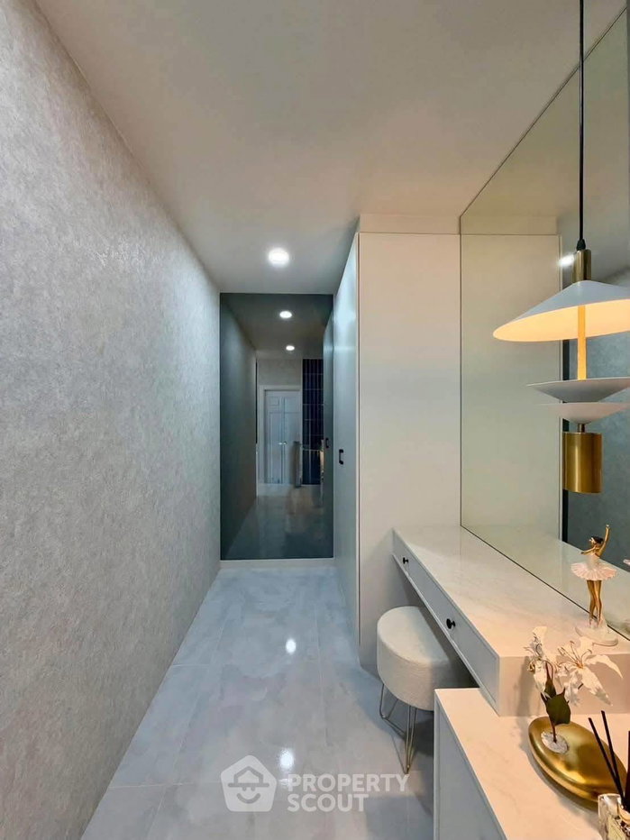 รูป บ้าน 4-ห้องนอน ที่ หมู่บ้านพฤกษานารา ใกล้ เมืองพัทยา (ID 3363179) - รูปที่ 9/23