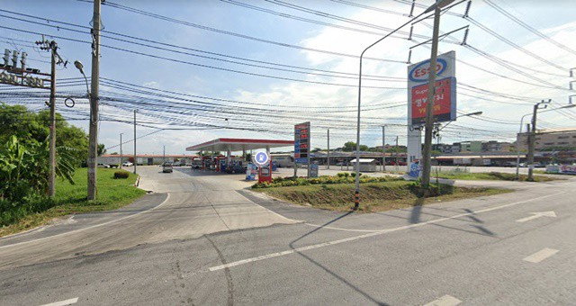 รูป หนองจอก ปั๊มน้ำมันบางจาก  อาคารพาณิชย์ 4 ชั้น 3 นอน ตลาดสดสี่แยกลำผักชี 250 ม.2 น้ำ 19 ตร.วา.300 ตร.ม.ทำเลสุวินทวงศ์ - รูปที่ 4/8