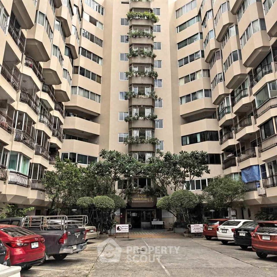 รูป คอนโด 1 ห้องนอน ขนาด 35 ตร.ม. ขายที่ Hill Side Condominium 3 ย่านนิมมาน (ID 3362303) - รูปที่ 1/24