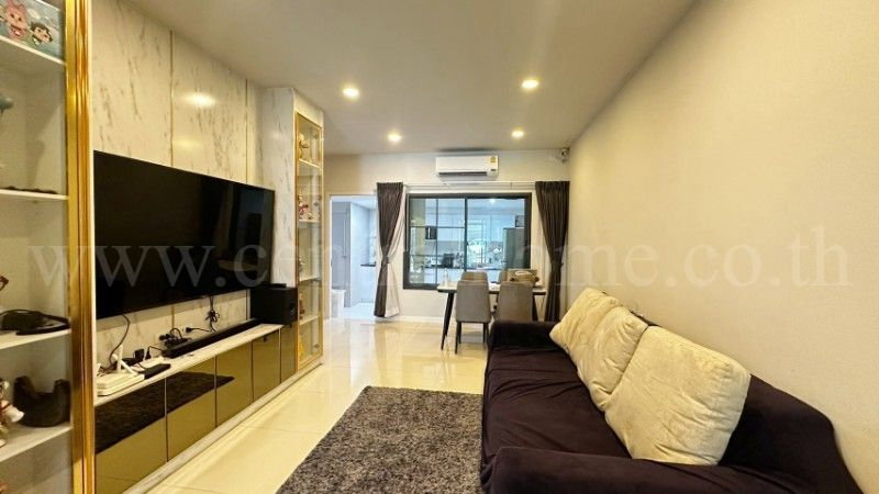 รูป ทาวน์โฮม 2 ชั้น บริทาเนีย วงแหวน-หทัยราษฎร์ จตุโชติ Built-in สวย ถนนเมน - รูปที่ 4/28