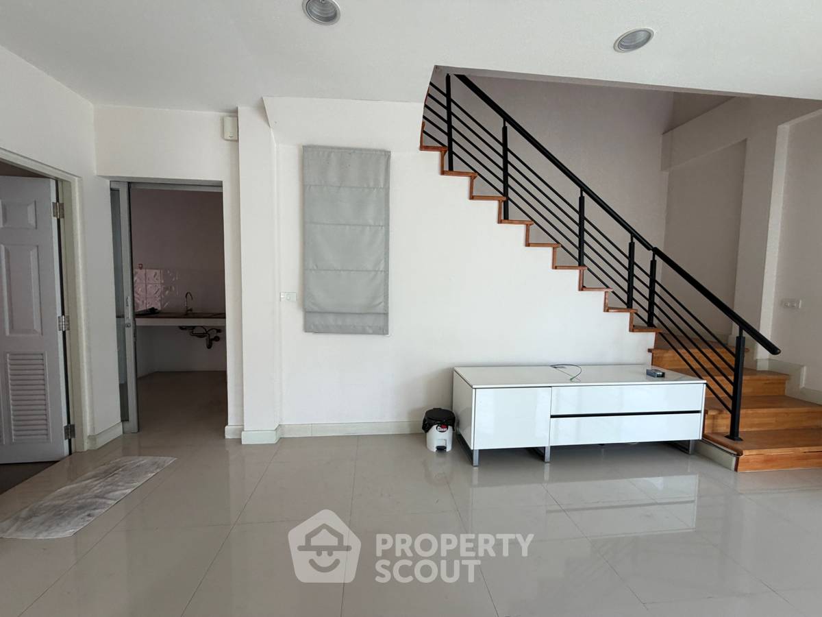 picture 4-BR House For Sale, Life Bangkok Boulevard-Ramintra (142 Sqm) (ID 1931559) - 22/29
