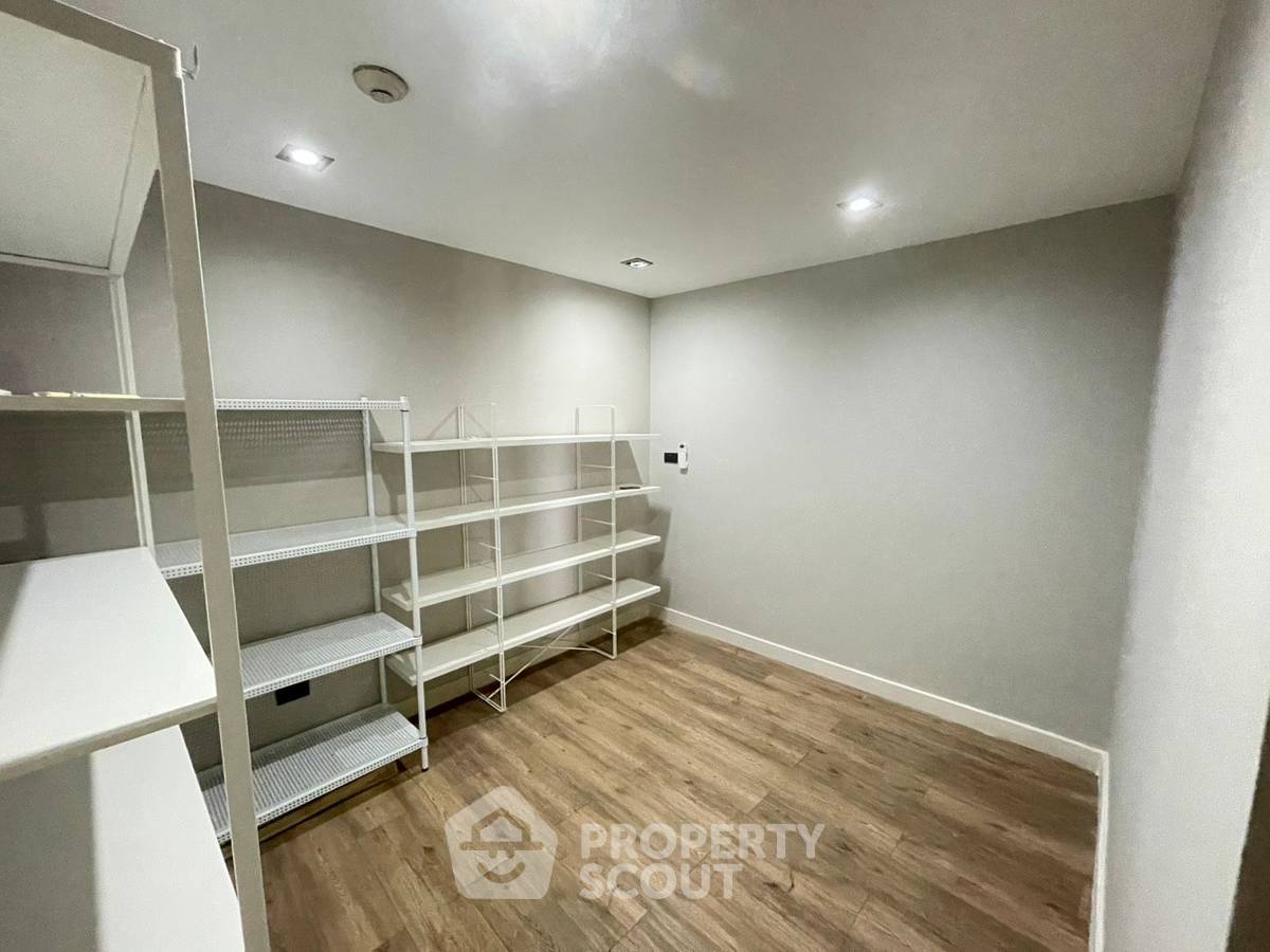 รูป คอนโด 5-ห้องนอน ที่ บ้าน สุขุมวิท ใกล้ BTS ทองหล่อ (ID 2093824) - รูปที่ 45/49