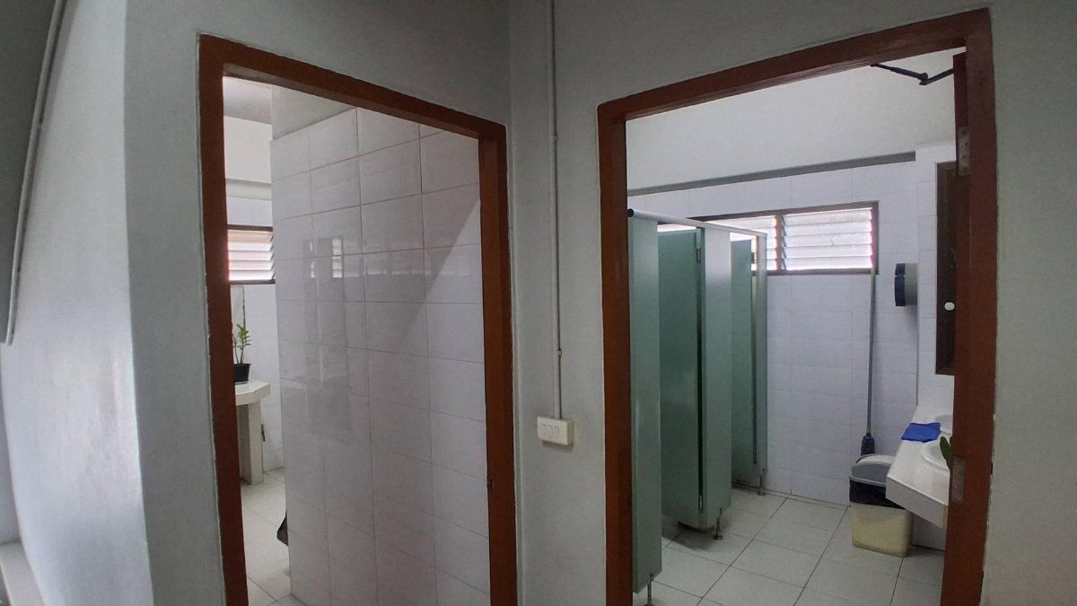 รูป ขายโกดังพร้อมสำนักงาน 4 ชั้น แบริ่ง 31 สุขุมวิท 107 พื้นที่ 1,168 ตร.ม. พร้อมเฟอร์นิเจอร์ครบ - รูปที่ 15/19