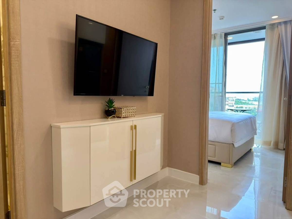 picture 1-BR Condo At Copacabana Beach Jomtien (ID 3362589) - 4/19