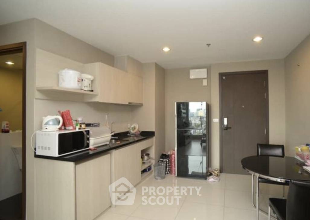 รูป คอนโด 2 ห้องนอน ชั้น 20 ที่ Rhythm Sathorn-Narathiwas ใกล้ BTS ช่องนนทรี (ID 2835684) - รูปที่ 3/7