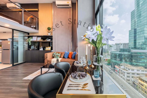 🚅 Knightsbridge Space Rama 9 – near MRT Rama 9 Station and Central Rama 9.