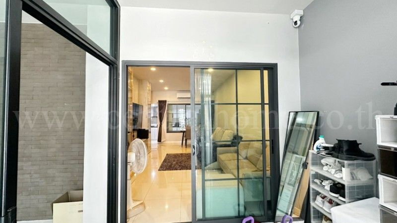 รูป ทาวน์โฮม 2 ชั้น บริทาเนีย วงแหวน-หทัยราษฎร์ จตุโชติ Built-in สวย ถนนเมน - รูปที่ 8/28