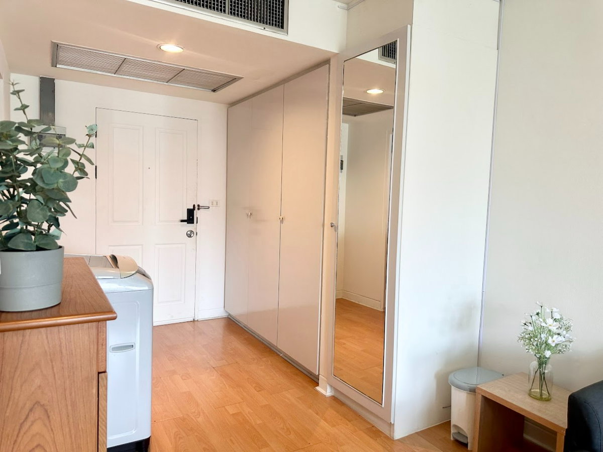 picture For Rent Condo The Grand Regent  - 3/10