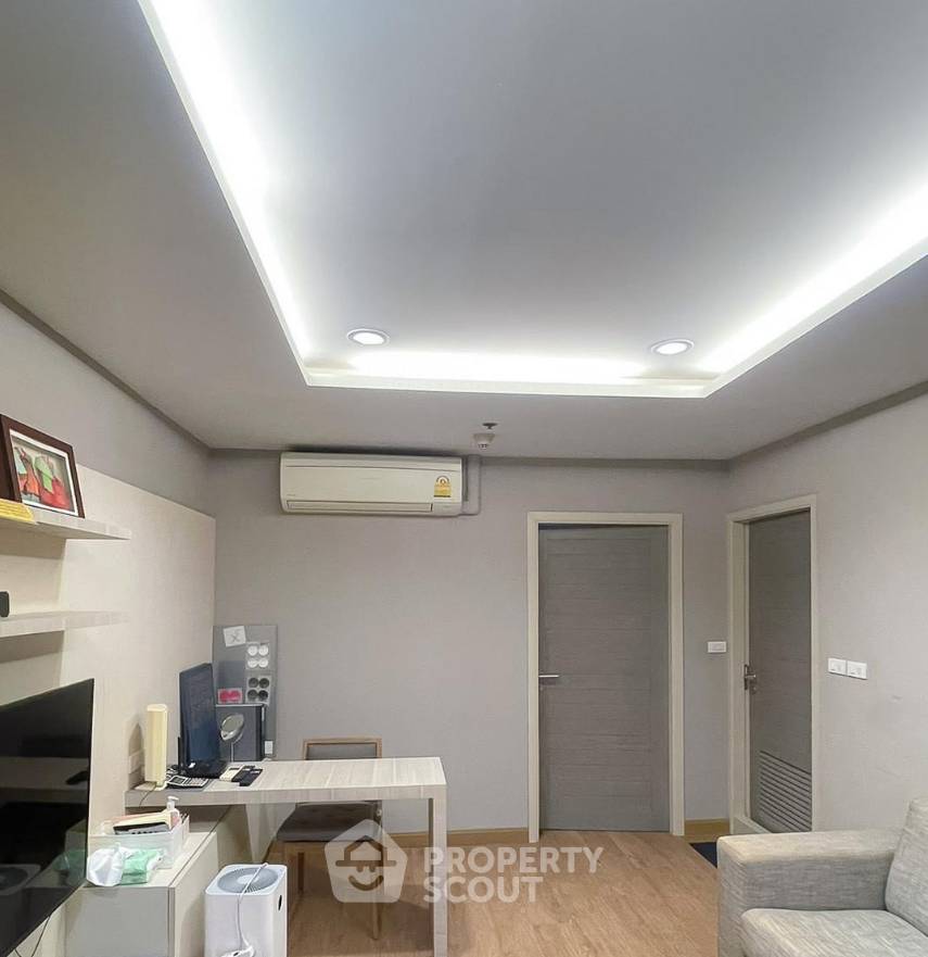picture 1-BR Condo at State Tower Condominium near BTS Saphan Taksin (ID 3035330) - 1/5