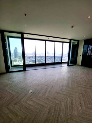 Condos for sale : 🔥 MD-26121956 Rare Find: Beautiful unit at a below-market price—Chapter Charoen Nakhon-Riverside. Book now before it's gone! 🔥