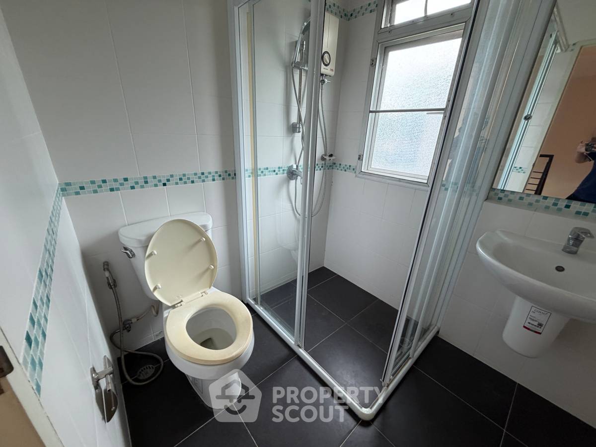 picture 4-BR House For Sale, Life Bangkok Boulevard-Ramintra (142 Sqm) (ID 1931559) - 13/29