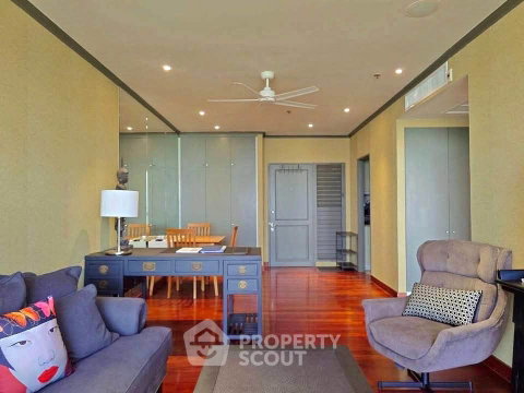 25th-Floor 1-BR Ban Chao Phraya Condo Near MRT Hua Lamphong (ID 2931349)