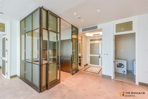 The Residences At Mandarin Oriental Bangkok Luxuriously Elevated Unit